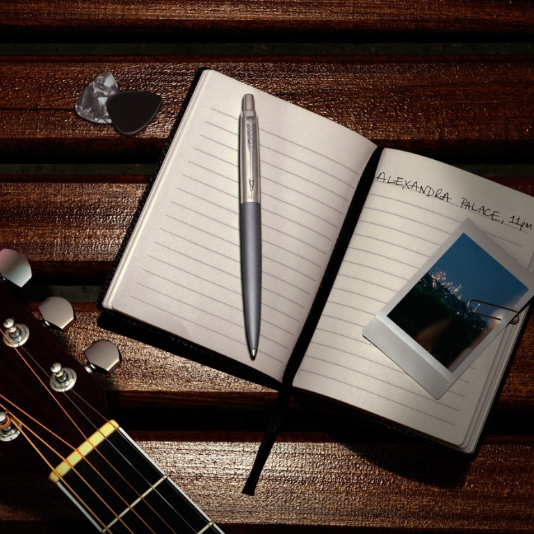 Bút bi Parker Jotter XL Matte Grey CT