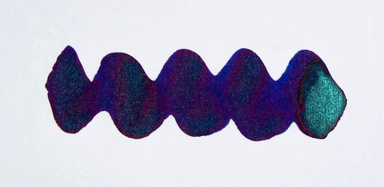 Lọ Mực Diamine Inkvent Blue Edition Happy Holidays Shimmer & Sheen 50ml