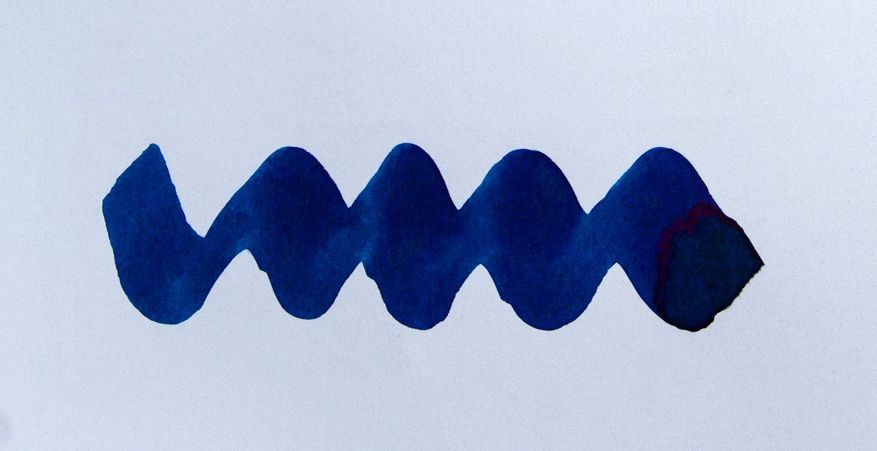 Lọ Mực Diamine Inkvent Blue Edition Polar Glow Sheen 50ml