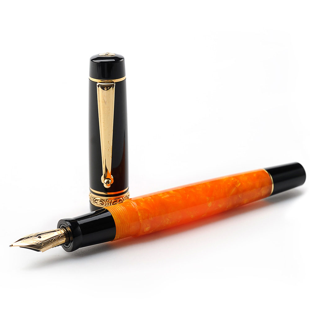 Bút máy Delta Dolcevita Slim Gold Plate