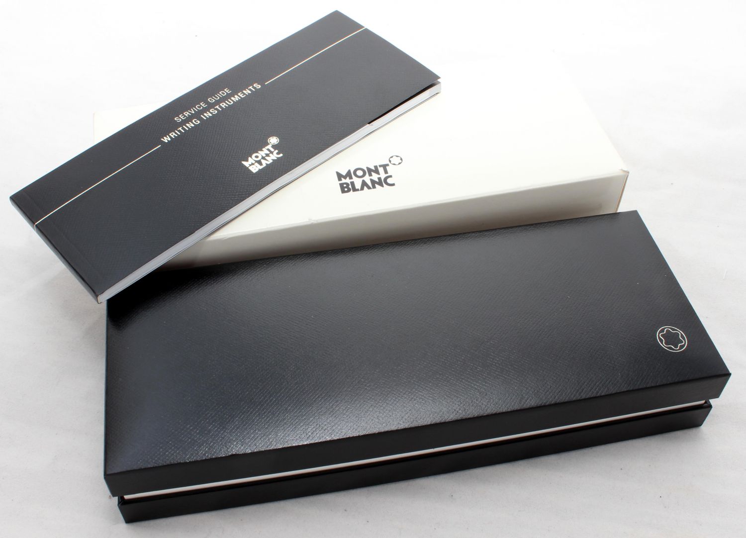Bút máy MONTBLANC MEISTERSTUCK LE GRAND 146 black GT