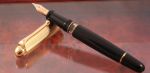 Bút máy Aurora 88 Black Barrel Gold Plated Cap Piston 