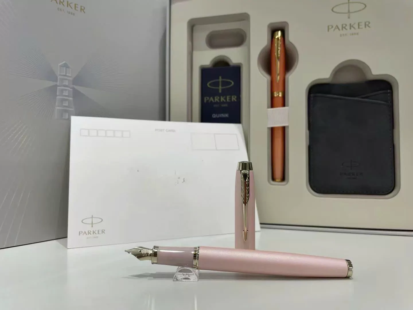 Bút máy Parker IM Pink GT